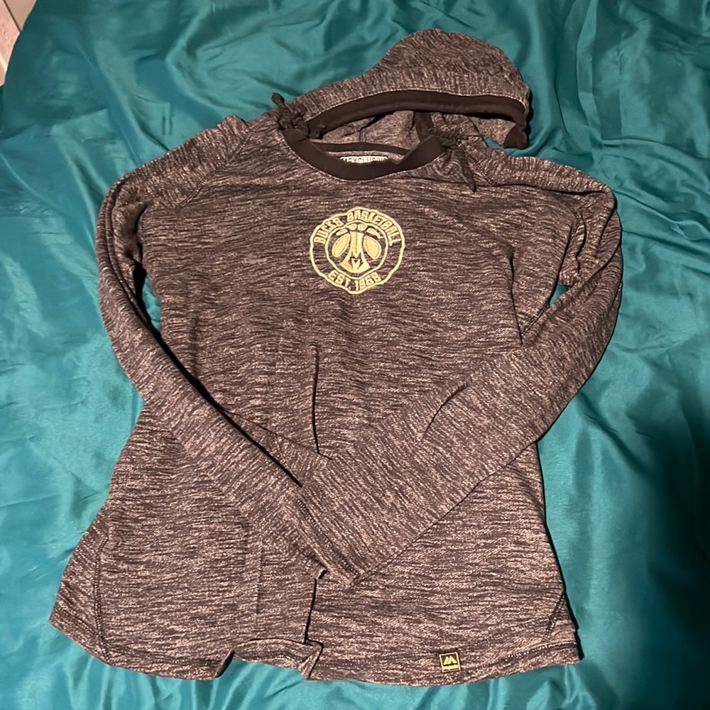 Bucks sweatshirt
